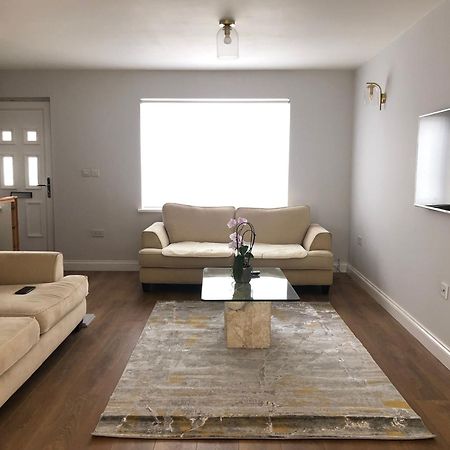 Cozy House With Free Parking & Wifi Near Maryland Station Hotel Londra Exterior foto